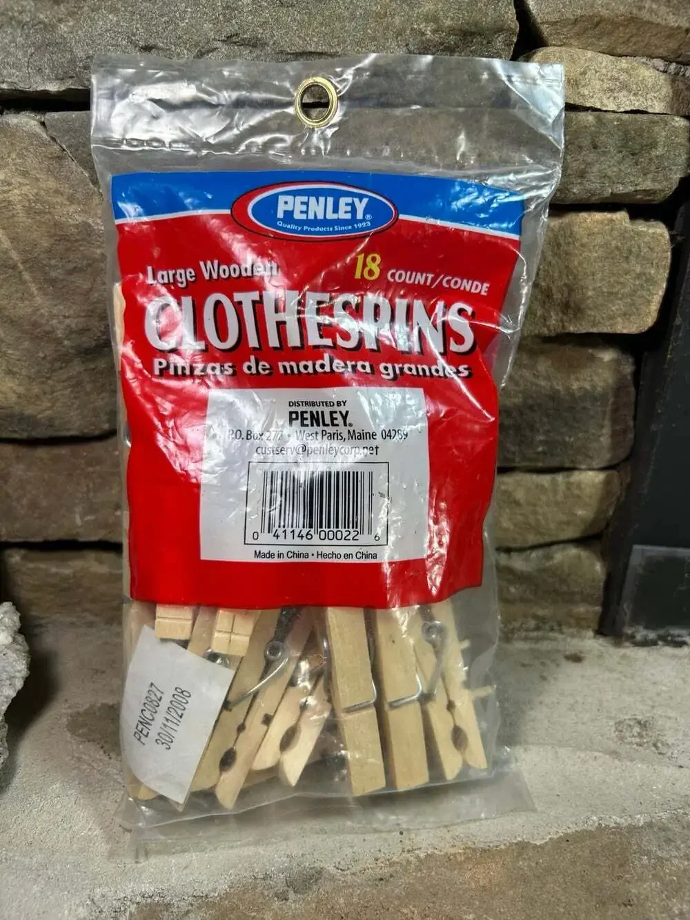 Penley Large Wooden Clothespins 18 count